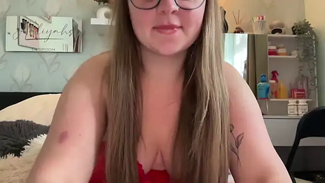 SexySashaxox online show from 10.10.25