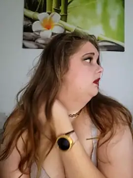 LioEstxh online show from 11.06.25