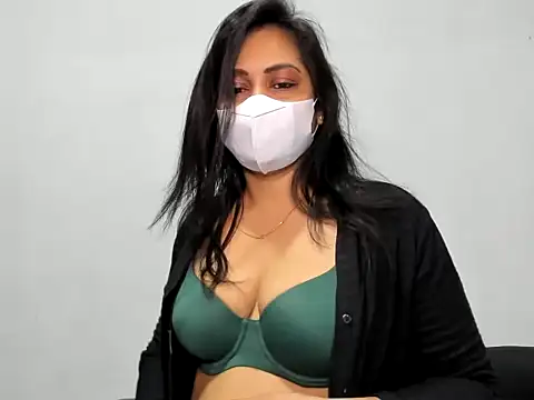 Snapshot of Crazy_Cat1995 chatting on 12.16.25 Crazy Cat1995 online show from 12.16.25