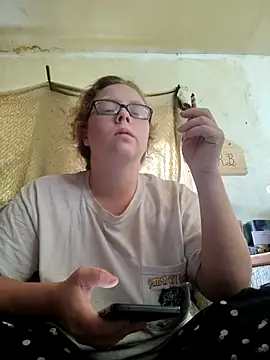 Snapshot of countrymomma chatting on 09.17.25 countrymomma online show from 09.17.25