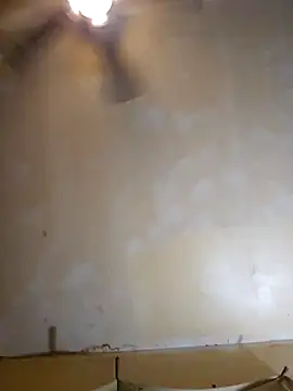 Snapshot of countrymomma chatting on 10.18.25 countrymomma online show from 10.18.25