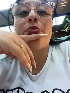 megan fox5 online show from 12.17.25