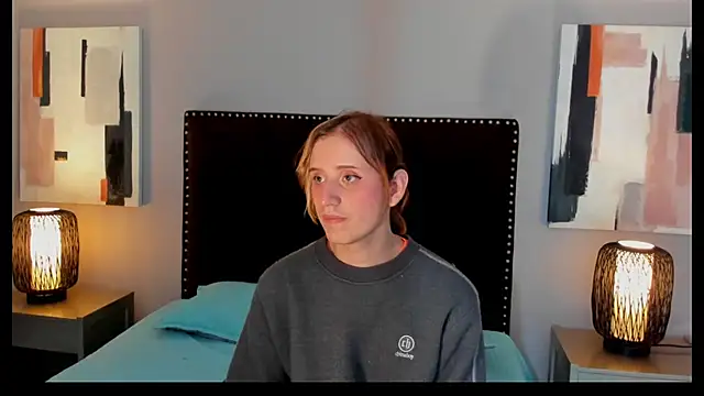 seraphine star online show from 04.05.26