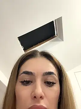 KaseyQuinn  online show from 10.12.25