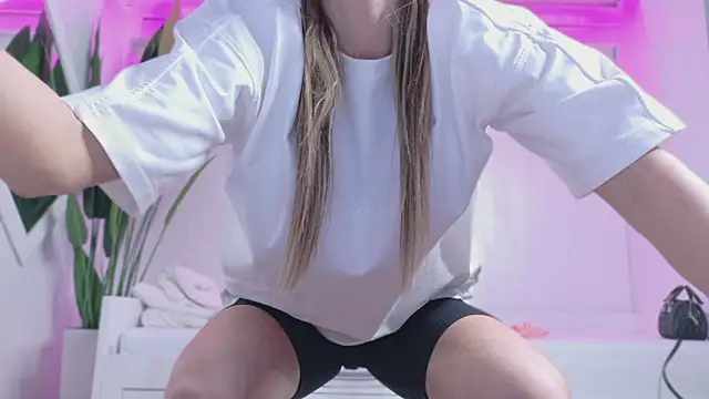 KaseyQuinn  online show from 05.23.26