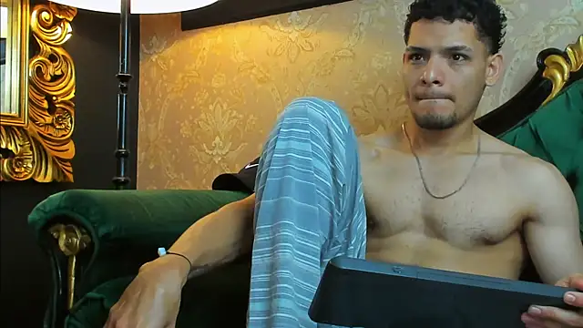 AlessandroKiing online show from 07.18.26