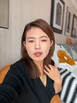 Snapshot of feifei_521 chatting on 10.19.25 feifei 521 online show from 10.19.25