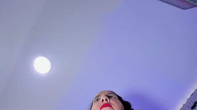 Snapshot of Luna_Naughty1 chatting on 09.16.25 Luna Naughty1 online show from 09.16.25