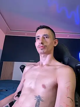 Damartinez27 online show from 09.22.25