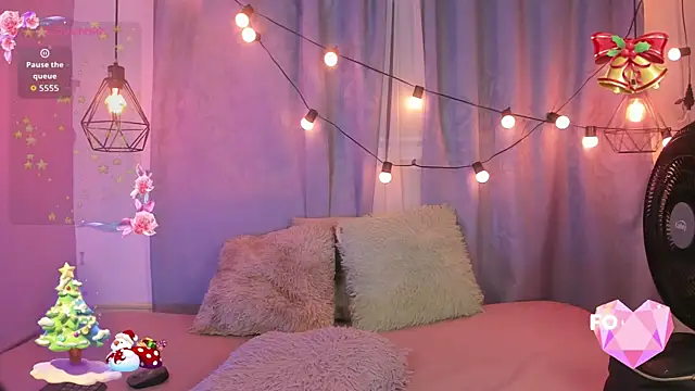 Snapshot of Matias_skinny chatting on 12.16.25 Matias skinny online show from 12.16.25