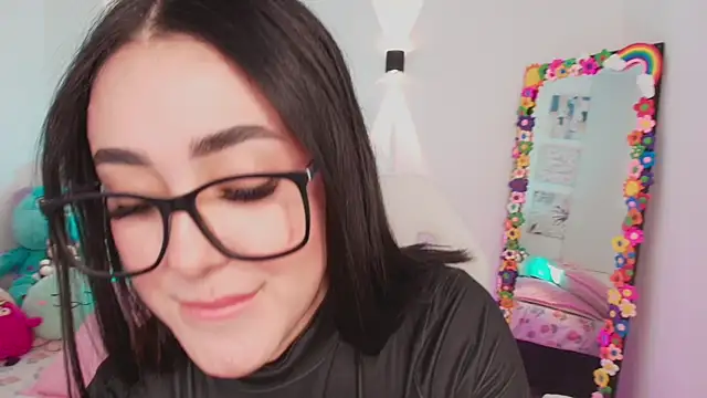 Snapshot of justonecute chatting on 11.12.25 justonecute online show from 11.12.25