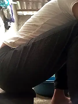 CoMay003 online show from 10.16.25