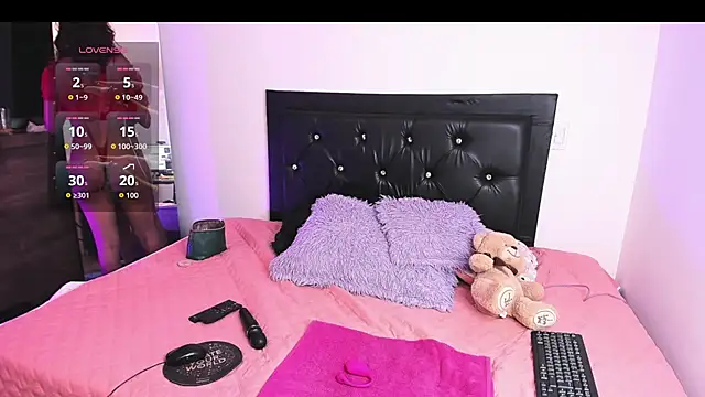 samiacooper25 online show from 01.09.26