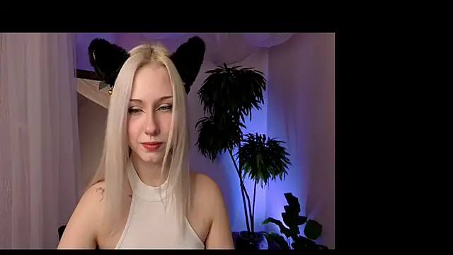 Snapshot of CatEyePro chatting on 01.14.26 CatEyePro online show from 01.14.26