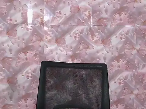 Snapshot of Sisi_dy01 chatting on 11.07.25 Sisi dy01 online show from 11.07.25