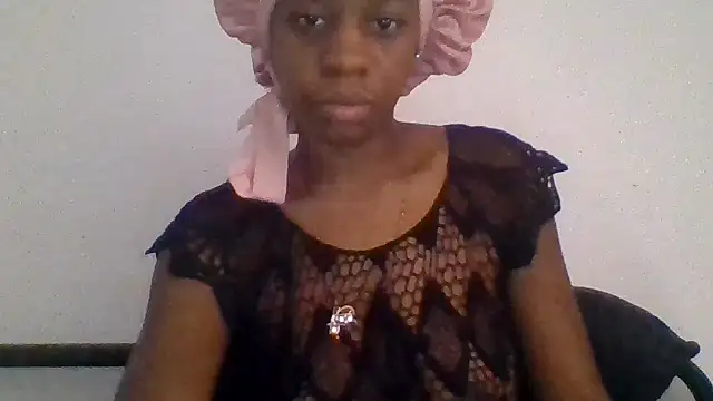 Snapshot of _she_was_a_fairy chatting on 11.26.25 she was a fairy online show from 11.26.25