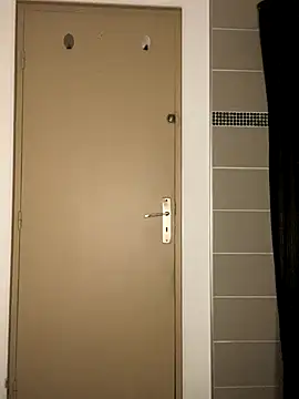 Snapshot of dasilva_elsa21 chatting on 11.28.25 dasilva elsa21 online show from 11.28.25