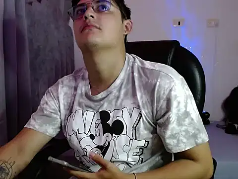 yesitwink  online show from 03.20.26