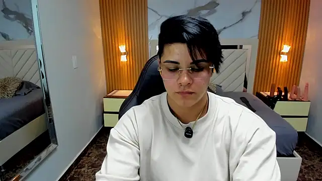 KAROLLJONES1 online show from 03.26.26