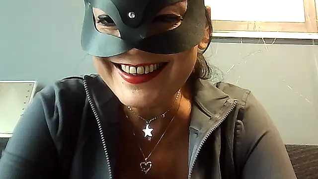 vanitafalcao online show from 10.08.25