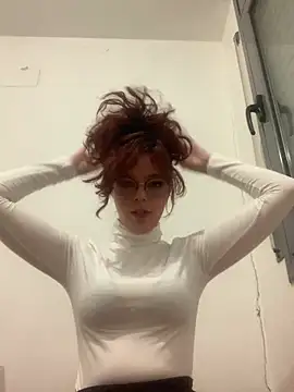 Snapshot of Kyokko-doll chatting on 12.14.25 Kyokko-doll online show from 12.14.25