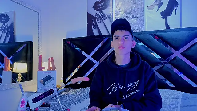 Room 69x online show from 05.12.26