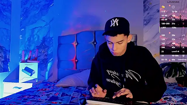 Room 69x online show from 06.02.26