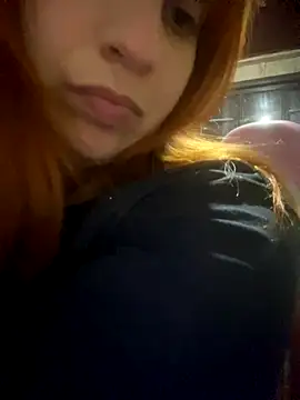 Snapshot of witchkiki chatting on 11.06.25 witchkiki online show from 11.06.25