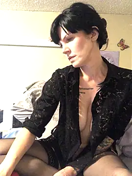 Snapshot of mzz_lillypillxoxo chatting on 10.11.25 mzz lillypillxoxo online show from 10.11.25