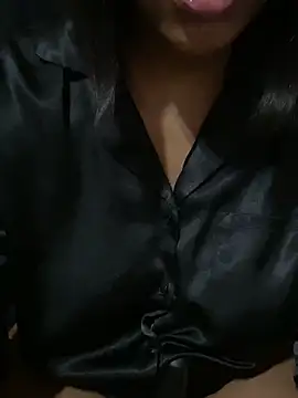 Snapshot of Sipsdoll chatting on 11.30.25 Sipsdoll online show from 11.30.25