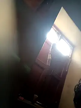 Snapshot of HOT-MUNDA chatting on 10.27.25 HOT-MUNDA online show from 10.27.25