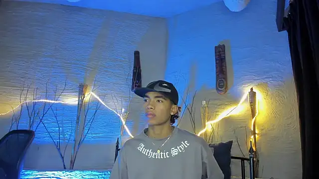 AlanCutee online show from 04.05.26