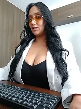 Esmeralda333 online show from 05.15.26