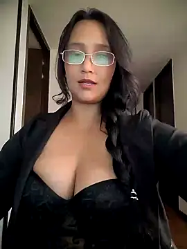Esmeralda333 online show from 08.05.26