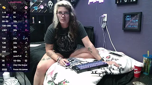 oddywithabody online show from 11.02.25