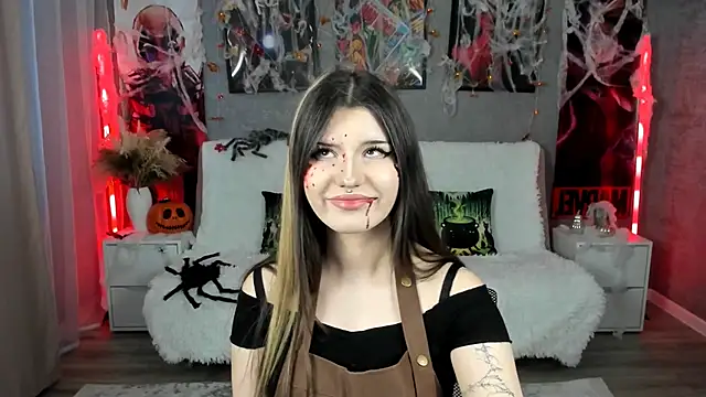 Snapshot of AnoraDark chatting on 10.25.25 AnoraDark online show from 10.25.25