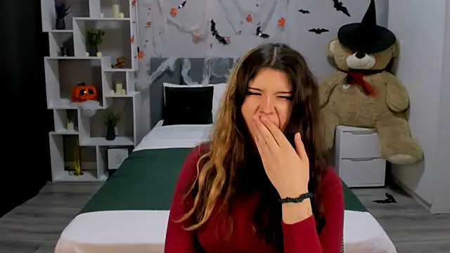 Snapshot of AnoraDark chatting on 11.01.25 AnoraDark online show from 11.01.25