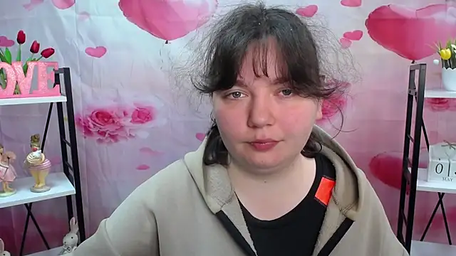 Snapshot of NeonilaLisova chatting on 05.03.26 NeonilaLisova online show from 05.03.26