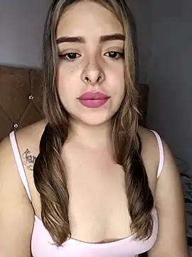 Snapshot of Nahomy_cm chatting on 02.22.26 Nahomy cm online show from 02.22.26