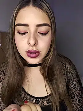 Snapshot of Nahomy_cm chatting on 02.26.26 Nahomy cm online show from 02.26.26