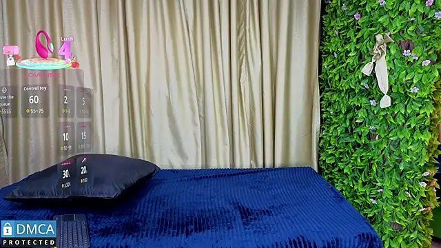 Clhoee  online show from 12.15.25