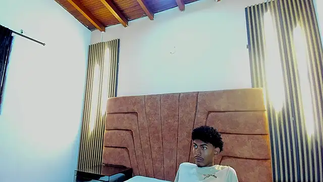 FYKMOR 1 online show from 11.12.25