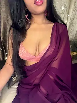 KARISHMA-STRIP online show from 01.06.26