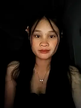 Snapshot of saronla_03 chatting on 10.03.25 saronla 03 online show from 10.03.25