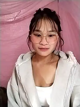 Snapshot of saronla_03 chatting on 01.08.26 saronla 03 online show from 01.08.26