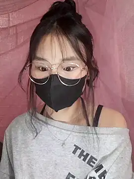 Snapshot of saronla_03 chatting on 02.27.26 saronla 03 online show from 02.27.26