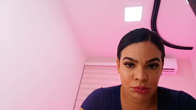 emma madi online show from 11.04.25