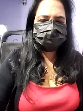 mallu-lover online show from 10.17.25