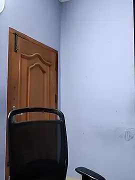 mallu-lover online show from 11.21.25