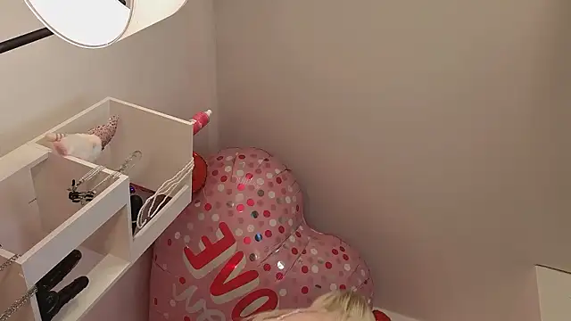   Miray   online show from 02.13.26